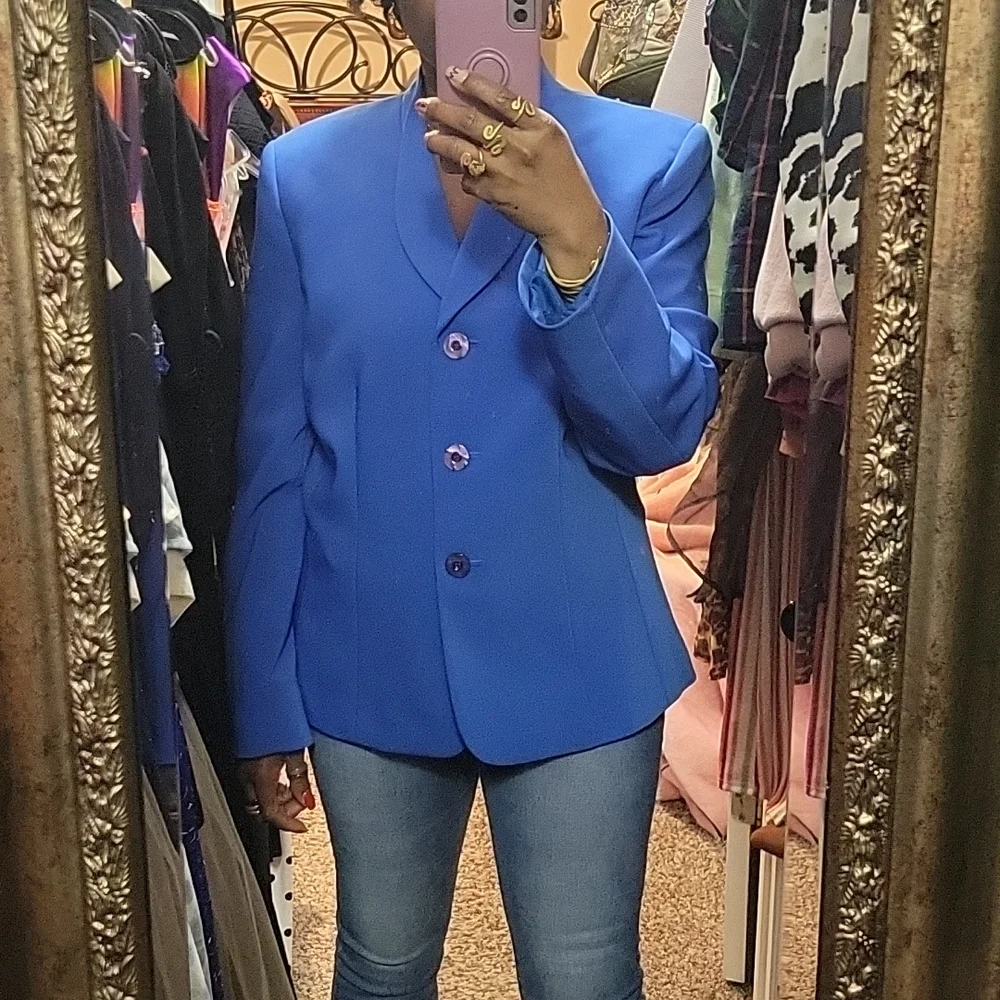 π Dark Blue Blazer π - Picture 11 of 12